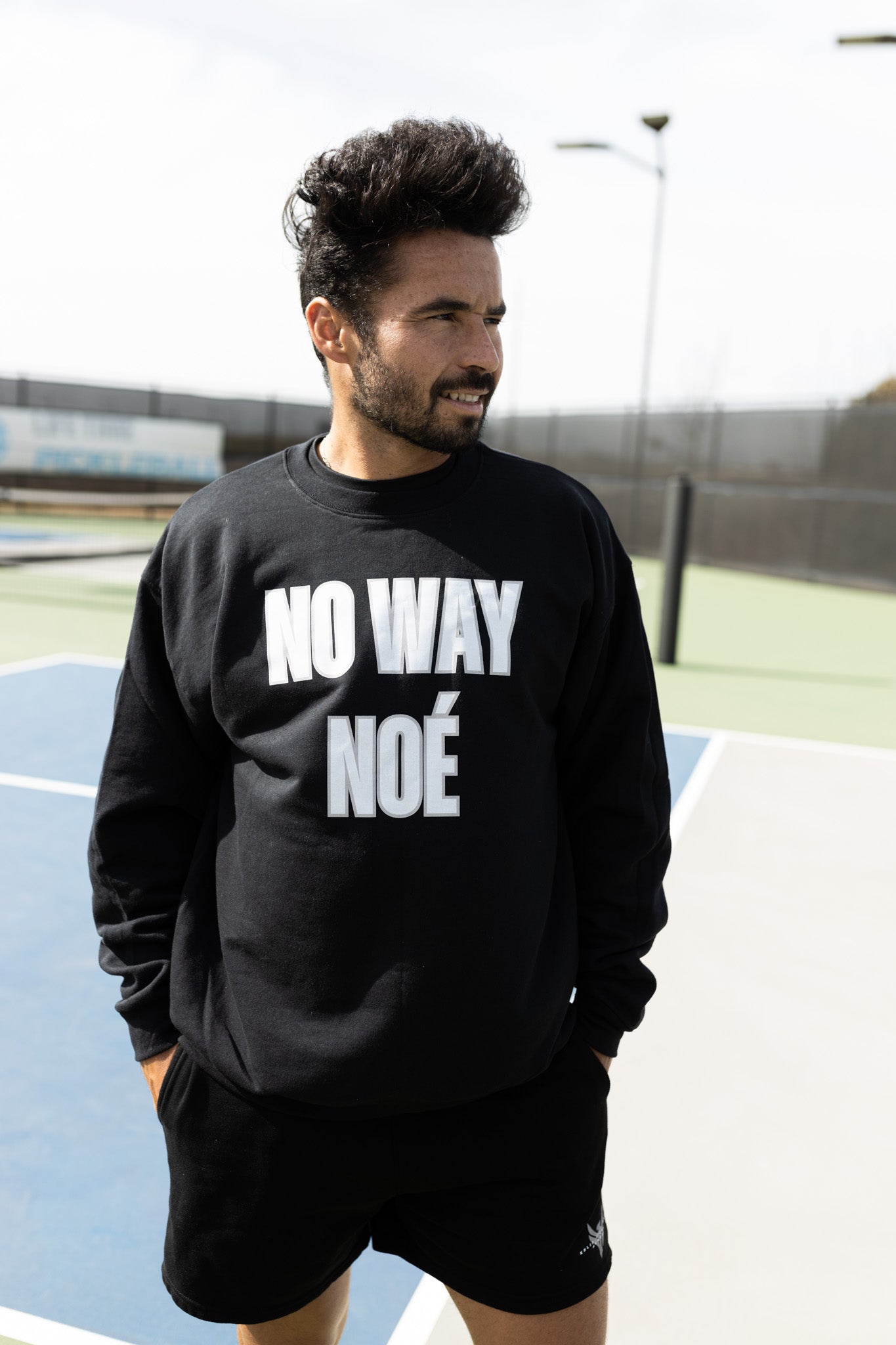 No Way, Noé Sweater!